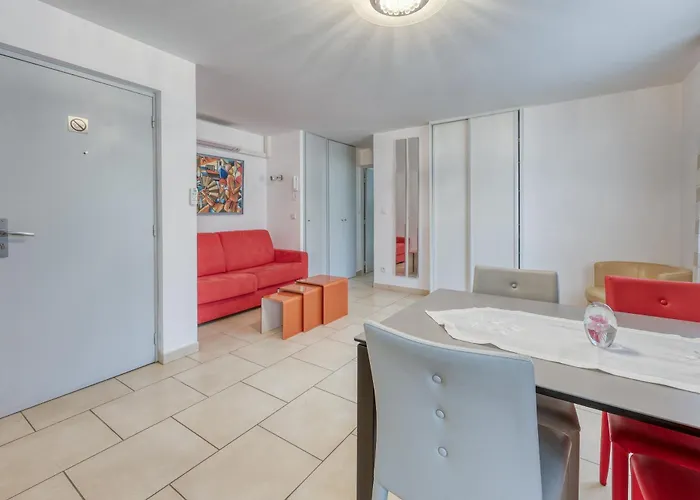 Ravello Evasion - Climatise A 100 M De La *